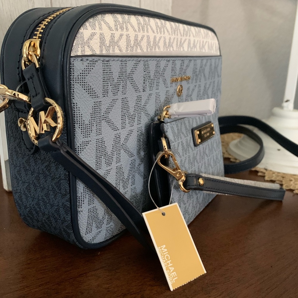 New Mk set 💙 crossbody & cardholder - Picture 6 of 10